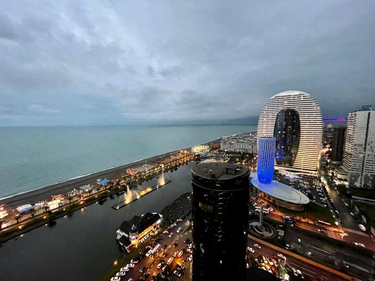 Апартаменты Orbi Батуми Экстерьер фото